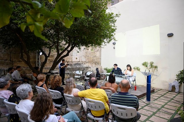 Teresa Lao en el Patio del Mandarino